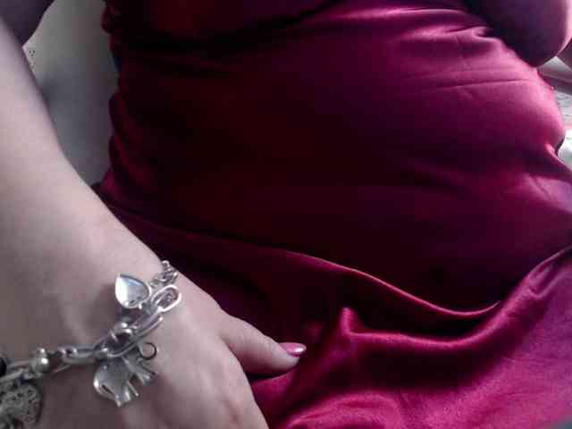 leonela-68 webcam