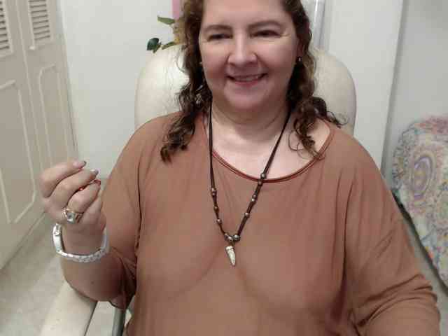 leonela-68 webcam
