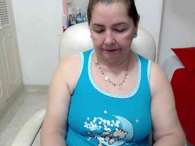 leonela-68