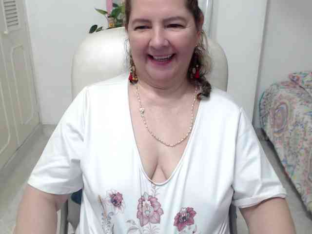 leonela-68 webcam