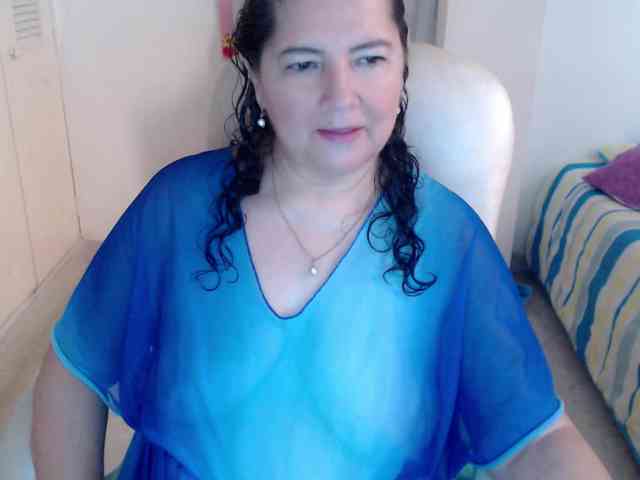leonela-68 webcam