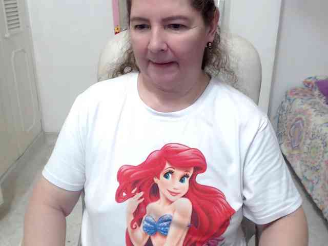 leonela-68 webcam