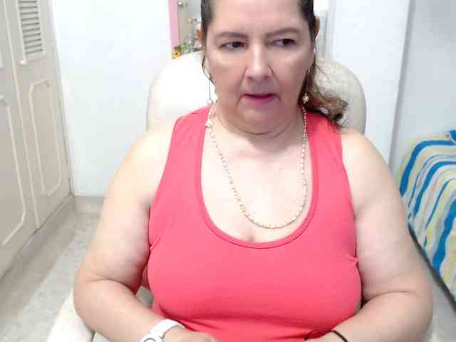 leonela-68 webcam