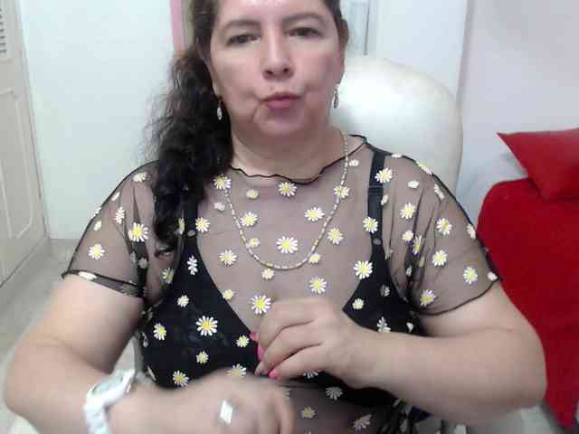 leonela-68 webcam