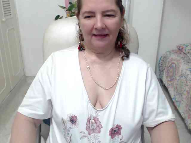 leonela-68 webcam