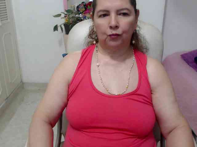 leonela-68 webcam