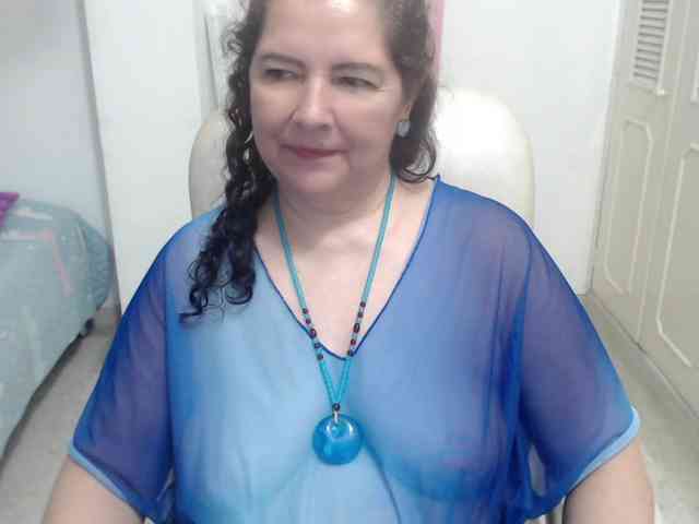 leonela-68 webcam