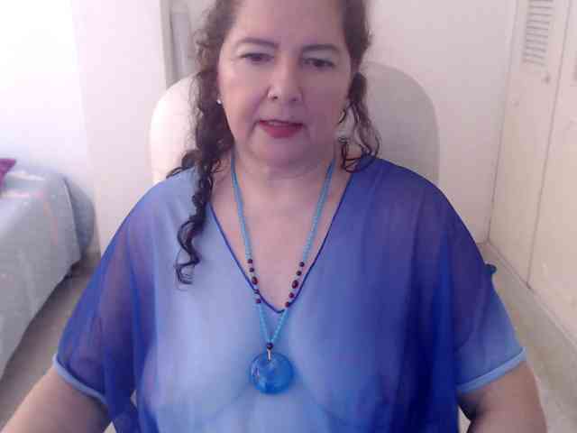 leonela-68 webcam