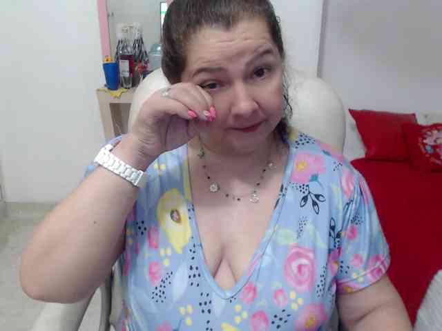 leonela-68 webcam