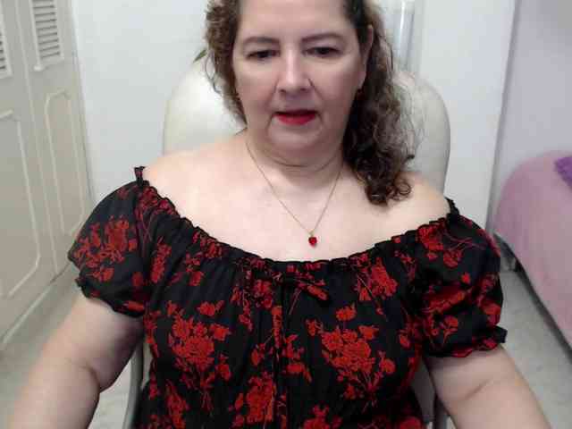 leonela-68