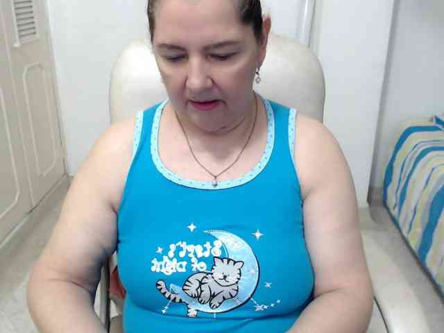 leonela-68 webcam