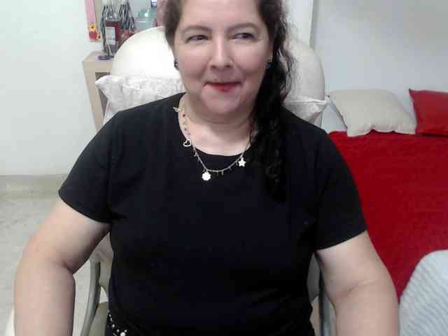 leonela-68