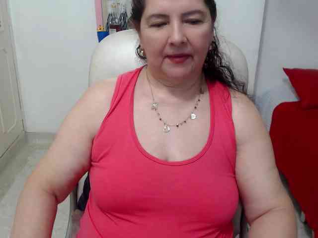 leonela-68