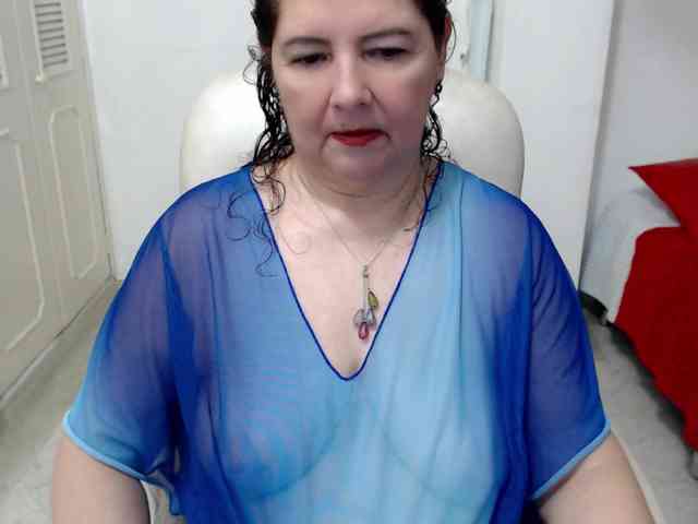leonela-68 webcam