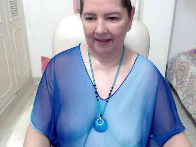 leonela-68 webcam