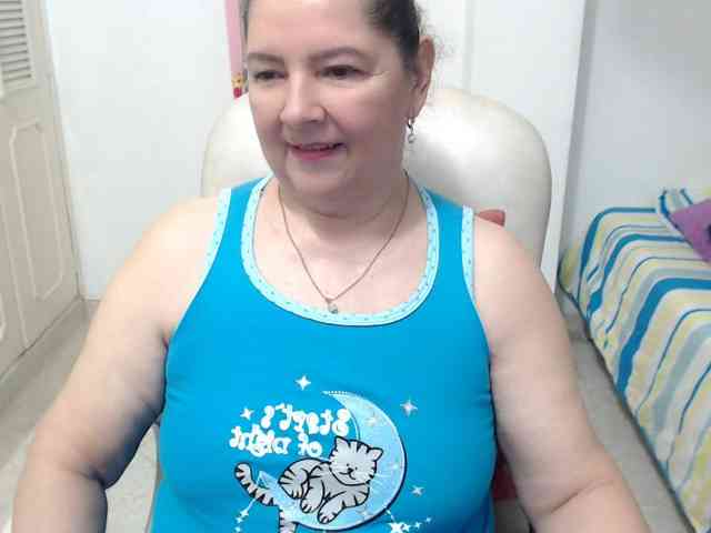 leonela-68