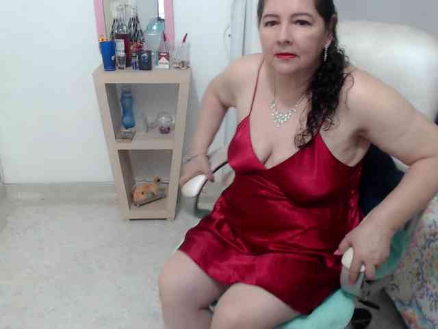 leonela-68 webcam