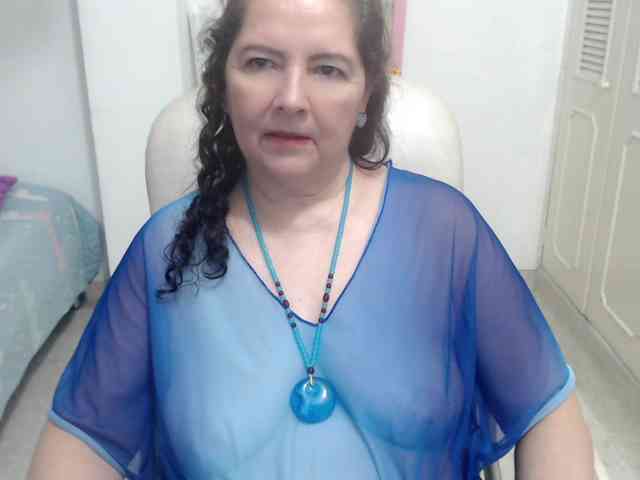 leonela-68 webcam