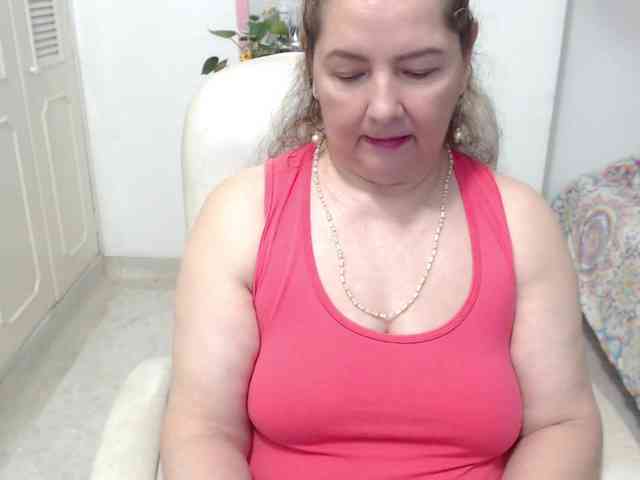 leonela-68