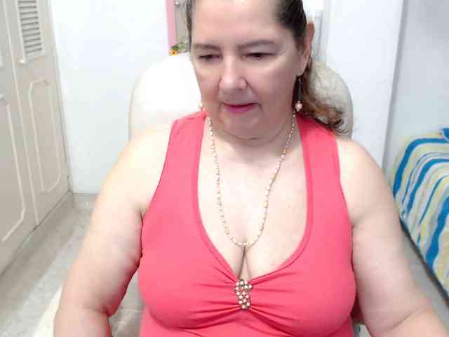 leonela-68 webcam