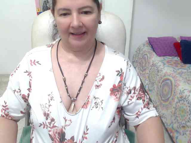 leonela-68