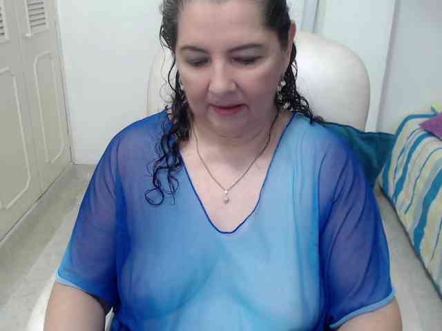 leonela-68 webcam