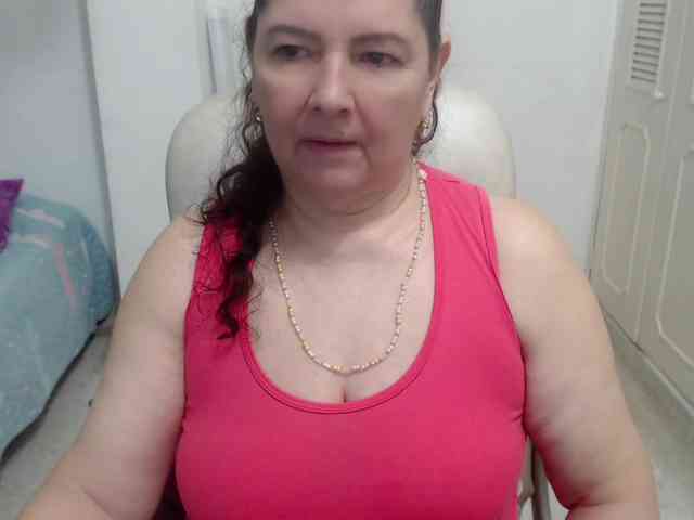 leonela-68 webcam
