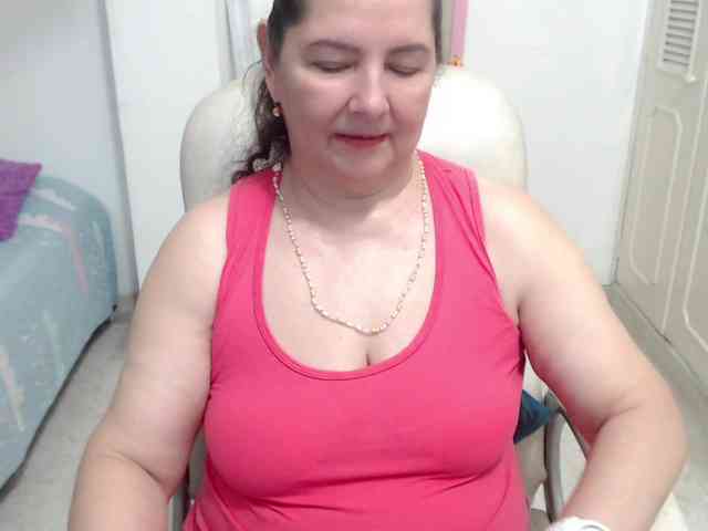 leonela-68 webcam