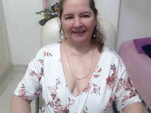 leonela-68 webcam