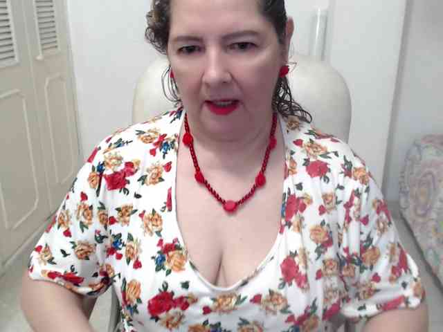 leonela-68 webcam