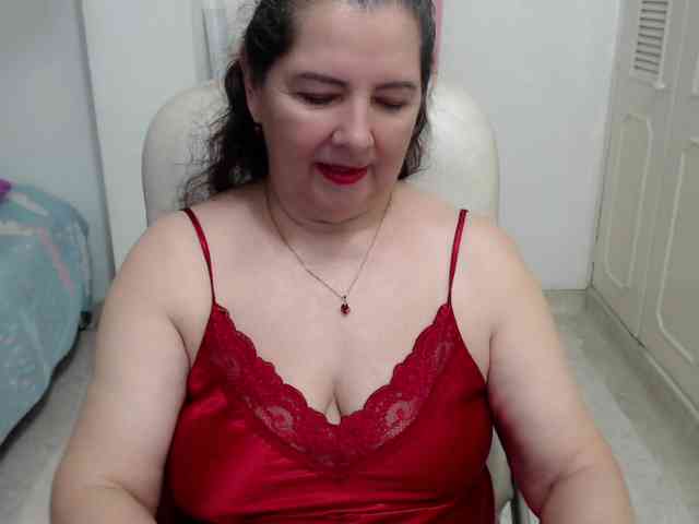 leonela-68 webcam