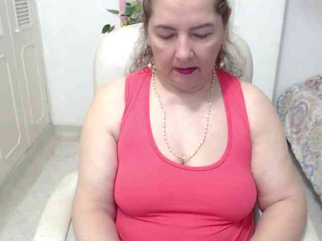 leonela-68 webcam