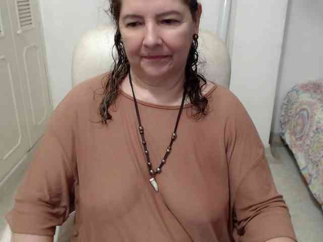 leonela-68 webcam