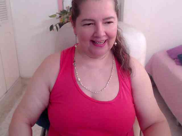 leonela-68 webcam