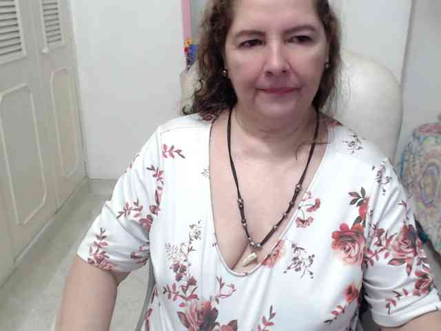 leonela-68 webcam