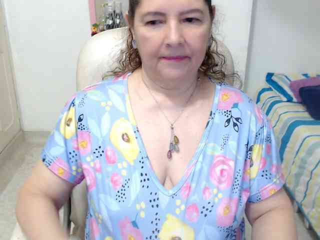 leonela-68 webcam