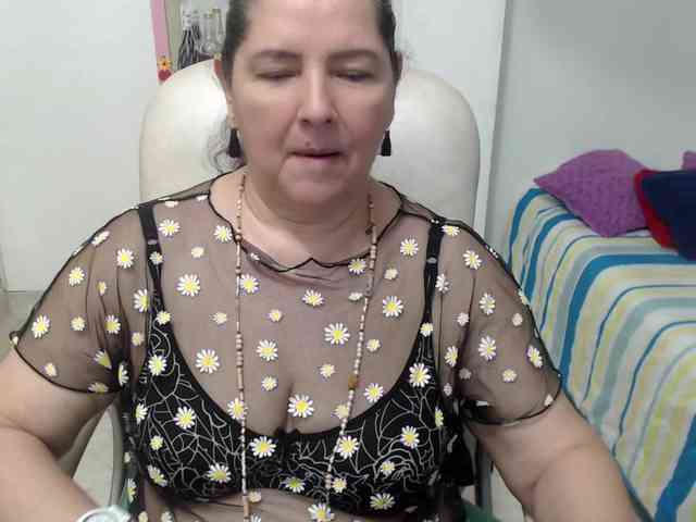 leonela-68