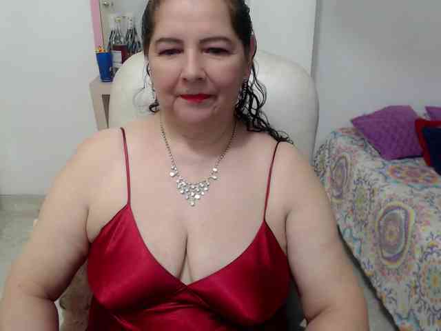 leonela-68 Live Webcam on BongaCams