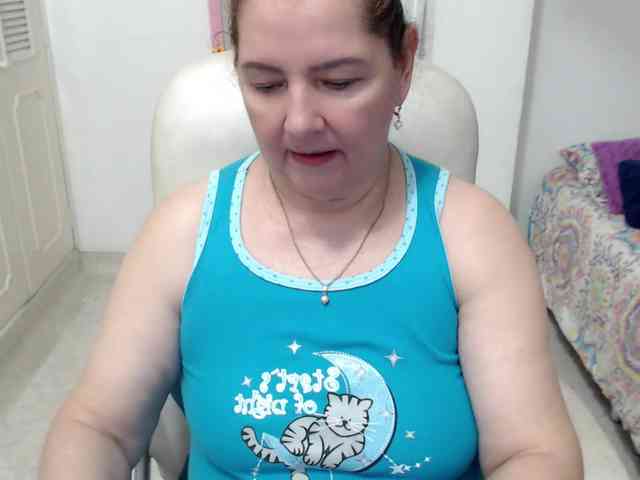 leonela-68 Live Webcam on BongaCams
