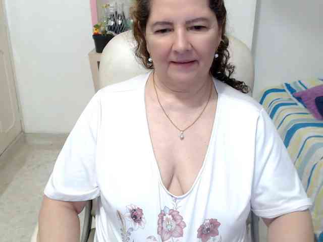 leonela-68 leonela-68