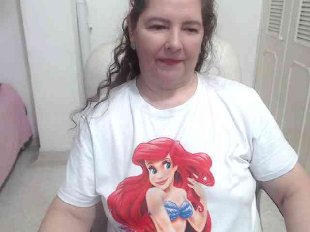 leonela-68 webcam
