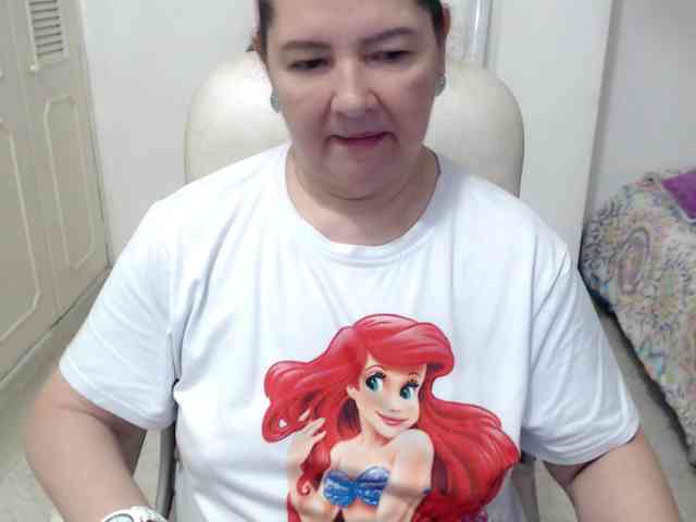 leonela-68 webcam