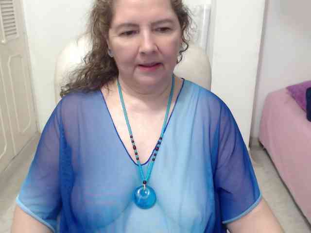 leonela-68 webcam