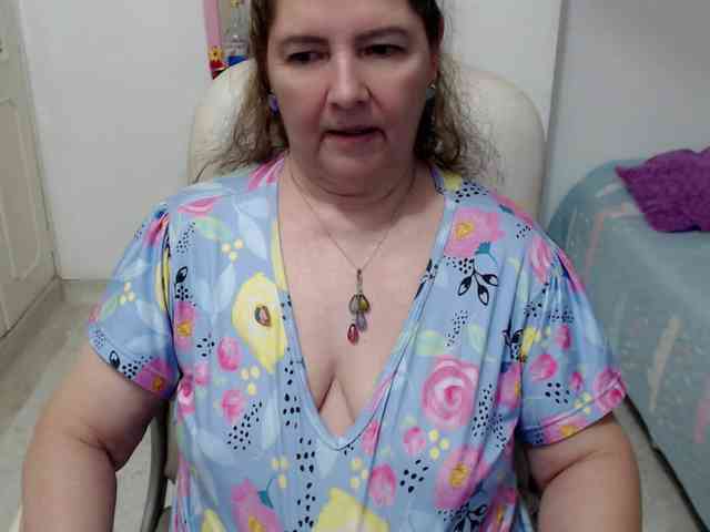 leonela-68