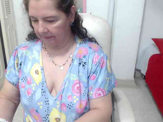 leonela-68 webcam