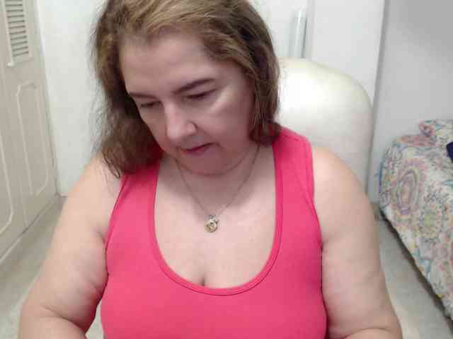 leonela-68 webcam