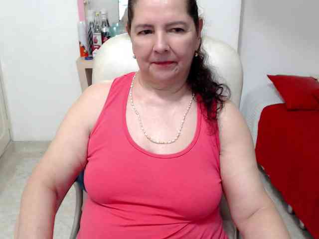 leonela-68