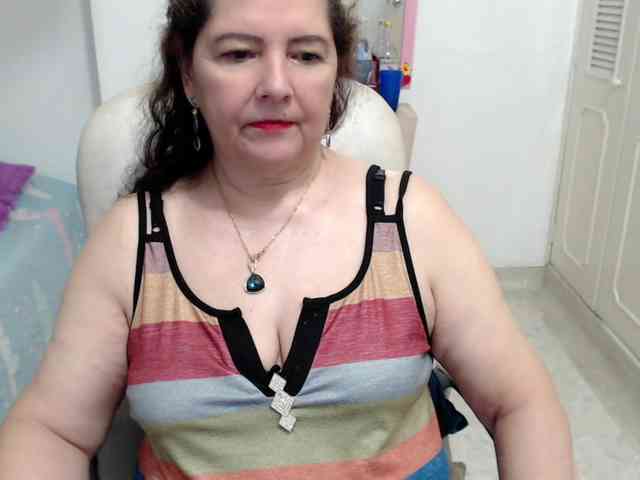 leonela-68 leonela-68