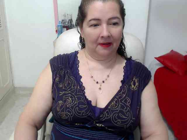 leonela-68 webcam