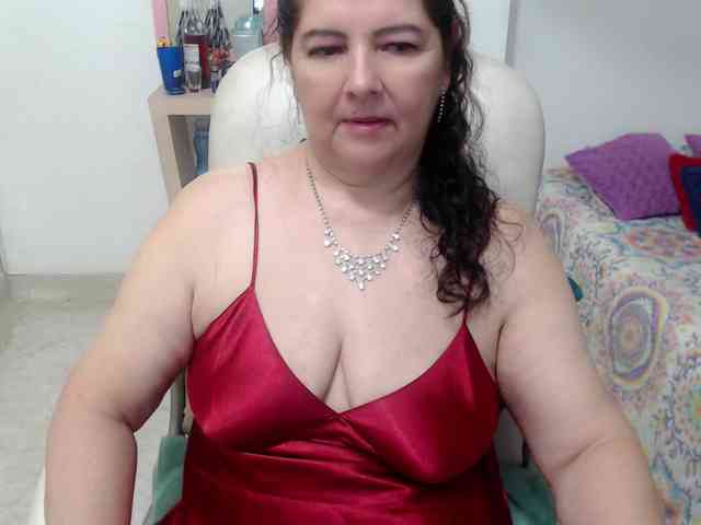 leonela-68 webcam